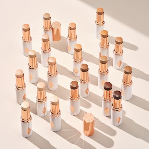 BASE DE MAQUILLAJE HIDRATANTE EN BARRA UNREAL SKIN SHEER GLOW TINT 3 FAIR