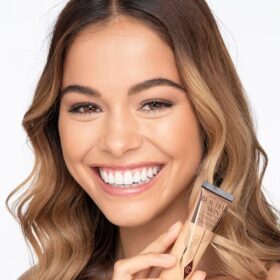 BASE DE MAQUILLAJE «Beautiful Skin Foundation» 7 COOL
