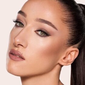 EL KIT DE MAQUILLAJE «Super Nudes Look»