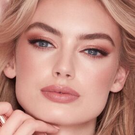 KIT DE BELLEZA «BRONZED, BLUSHING» DESCUENTOS MÁGICOS