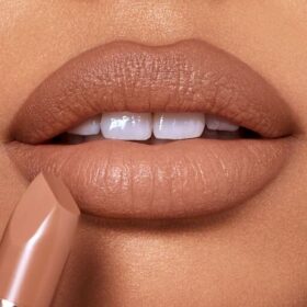 LA MATTE REVOLUTION DE LOS SUPER NUDES – COVER STAR