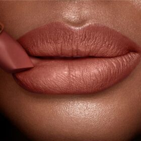 LA MATTE REVOLUTION DE SUPER NUDES – SUPER FABULOUS